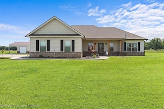 32160 Midway Rd, Poteau, OK 74953