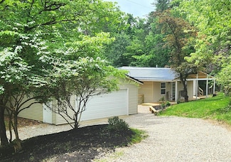429 Hah Ln, Sugar Grove, OH 43155