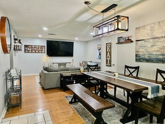 140 Thompson St Unit 3A, East Haven, CT 06513