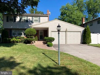 11 Black Latch Ln, Cherry Hill, NJ 08003