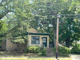 533 N Shore Rd, Absecon, NJ 08201