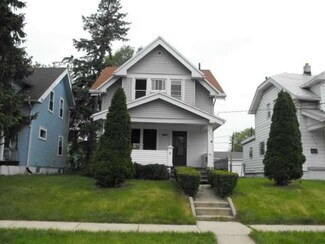 825 Saint John Ave, Toledo, OH 43608