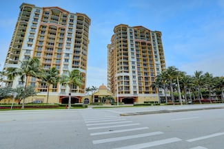 2001 N Ocean Blvd Unit 205, Fort Lauderdale, FL 33305