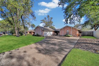 2407 Shadbury Ct, Kingwood, TX 77339