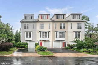 414 S Wayne St, Arlington, VA 22204