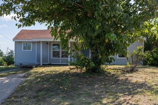2722 NW 34th St, Fort Worth, TX 76106