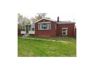7617 S State Road 62, Lexington, IN 47138
