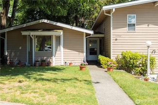14904 108th Place NE, Bothell, WA 98011