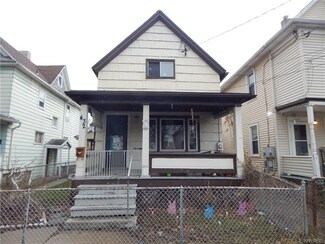 432 18th St, Niagara Falls, NY 14303