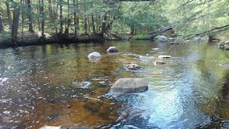 28 Beech River Cir, Center Ossipee, NH 03814