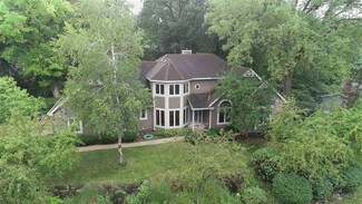 5217 Rustling Oaks Ln, Mc Farland, WI 53558