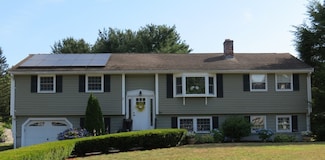 54 Burnham Rd, North Billerica, MA 01862