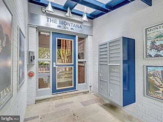 220 2nd St SE Unit 1, Washington, DC 20003