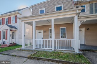 323 W Commerce St, Smyrna, DE 19977
