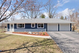 1600 E 88th St, Bloomington, MN 55425