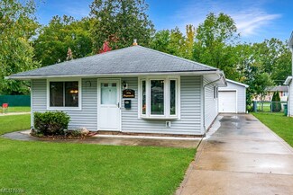 224 Plymouth Rd, Eastlake, OH 44095