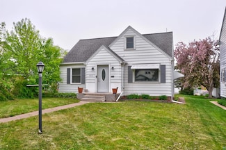 4312 W 5th St, Duluth, MN 55807