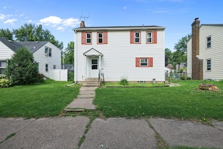 1289 Galtier St, Saint Paul, MN 55117