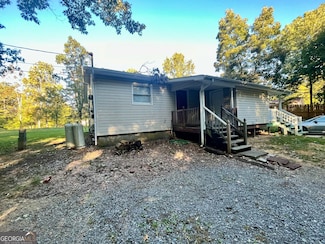 4322 Banks Dr SE, Dalton, GA 30721