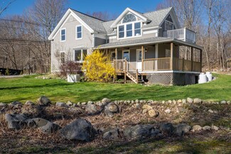 30 Yarmouth Rd, Gray, ME 04039