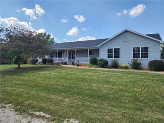 630 Oak St, Latham, IL 62543