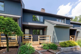 5 College Hill, Hanover, NH 03755