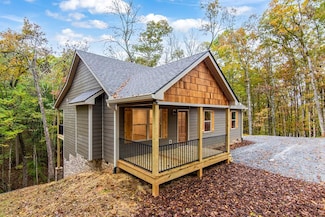 193 Noah Cir, Ellijay, GA 30540