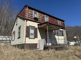 134 Kudos Ct, Bluefield, WV 24701