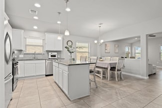 516 Heinatz Flat Ln, Leander, TX 78641