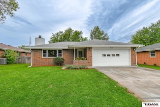 7621 Colby St, Lincoln, NE 68505