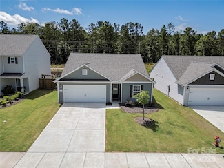672 Lamorak Place, Lando, SC 29729