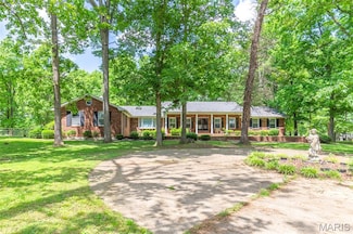 1103 Cherry St, Doniphan, MO 63935