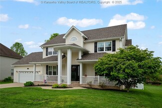 118 Candlewyck Dr, Hurricane, WV 25526