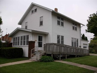 152 N Jefferson St, Lancaster, WI 53813