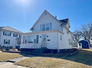 120 Snow St, Chadwick, IL 61014