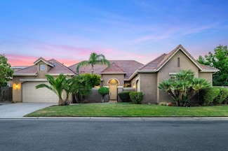 1698 E Wallington Ln, Fresno, CA 93730