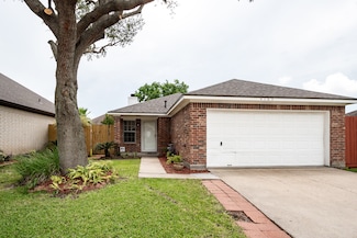 4705 Meadowood Dr, Baytown, TX 77521