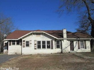 215 N Chestnut St, Rison, AR 71665