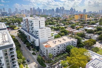 1060 NW 7th St Unit 101, Miami, FL 33136