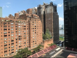 300 E 40th St Unit 8H, New York, NY 10016