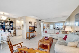 4042 Exeter C, Boca Raton, FL 33434