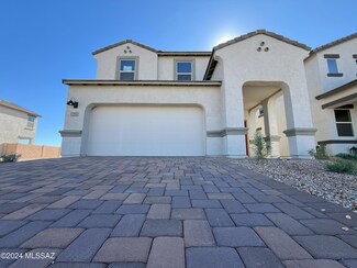 10453 W Thetford Ln, Marana, AZ 85653