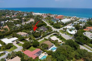 8 Ridge Blvd, Boynton Beach, FL 33435