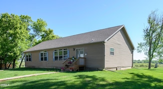 8320 Willow Rd N, Mandan, ND 58554