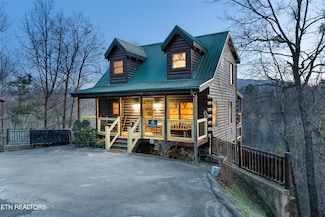 2045 Settlers Ridge Way, Gatlinburg, TN 37738
