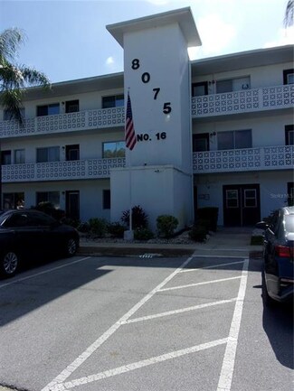 8075 112th St Unit 102, Seminole, FL 33772