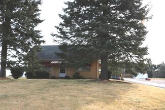 110 Burton Dr, Kittanning, PA 16201