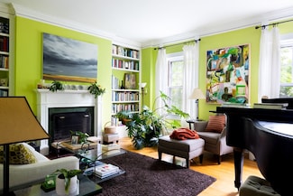 202 Fuller St Unit 6, Brookline, MA 02446