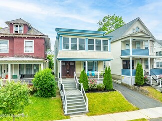 548 Warren St, Albany, NY 12208