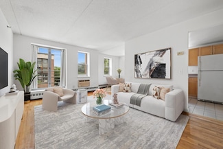 1831 Madison Ave Unit 4E, New York, NY 10035